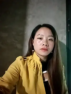 Snapshot of milo123-xx chatting on October 29, 3:33 am milo123-xx online show from October 29, 3:33 am