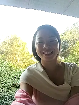 Snapshot of milo123-xx chatting on October 23, 1:00 am milo123-xx online show from October 23, 1:00 am