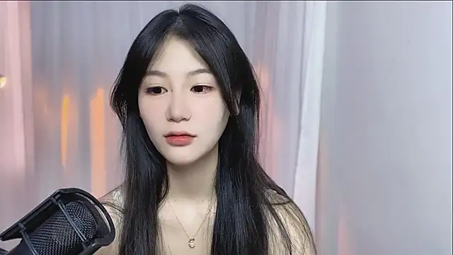 IUIU2025 online show from September 14, 1:36 am