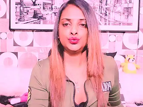 indianplaymatexx online show from October 3, 7:46 am