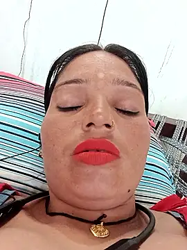 Snapshot of Dikchahot chatting on October 15, 8:28 am Dikchahot online show from October 15, 8:28 am