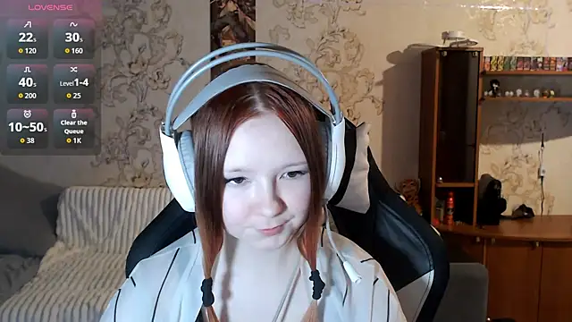 PansyBorriello online show from October 1, 4:23 pm