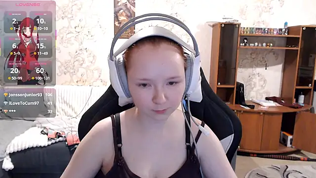 PansyBorriello online show from October 24, 5:53 pm