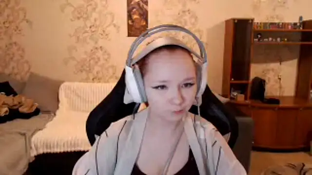 PansyBorriello online show from September 19, 3:22 pm