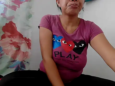 RicenTits online show from November 13, 6:01 am