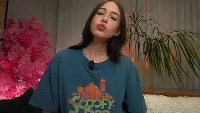 EviaRabasca online show from October 14, 11:57 am