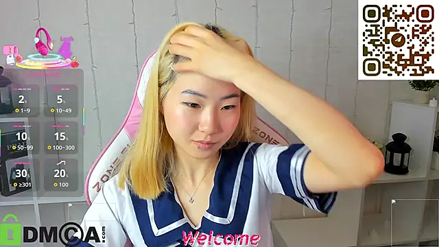 Aisi 18 online show from November 20, 1:06 am