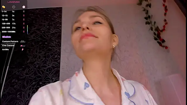 Kimberly Wolker online show from April 29, 6:24 pm