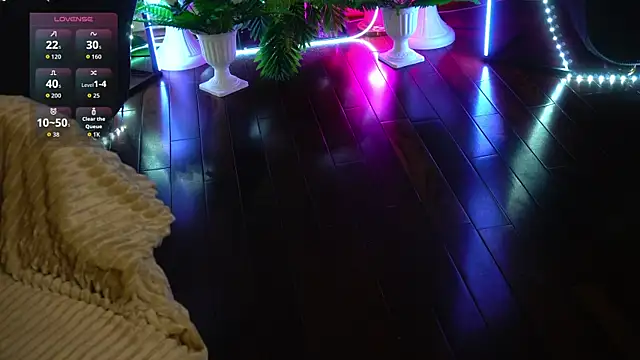 AnitaVon online show from December 18, 5:01 am