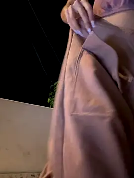 Snapshot of SweetBunnyGF chatting on November 1, 12:48 am SweetBunnyGF online show from November 1, 12:48 am