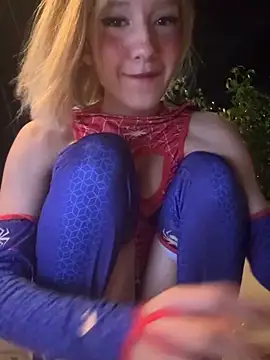 Snapshot of SweetBunnyGF chatting on October 13, 11:29 pm SweetBunnyGF online show from October 13, 11:29 pm