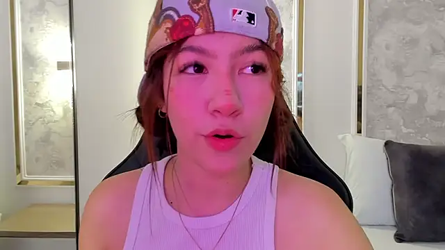 doll eyees  online show from September 23, 2:21 am