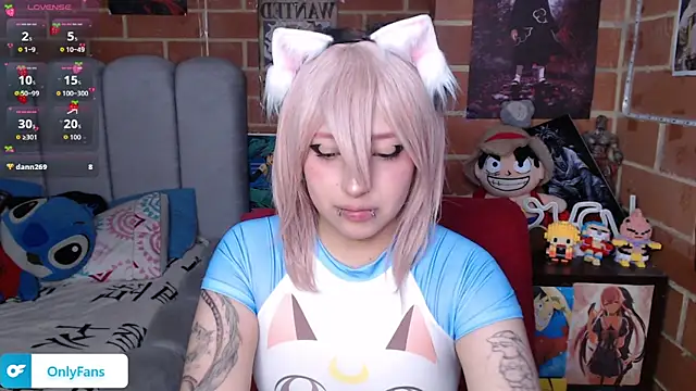  alexa19pretty  online show from March 6, 6:36 pm