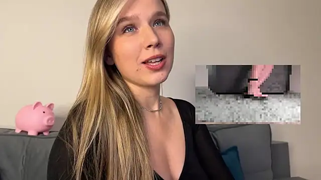 GoddessRoss online show from September 30, 7:19 pm