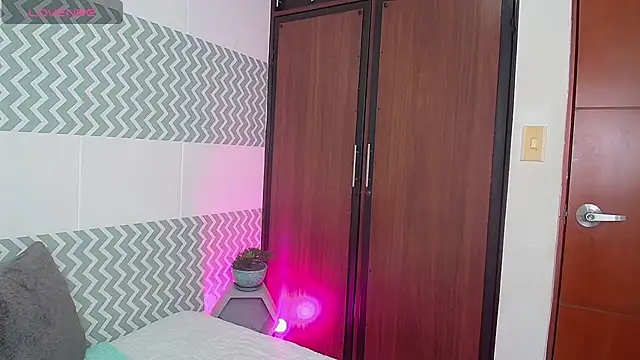 CataleyaWilson369 online show from October 10, 10:14 pm