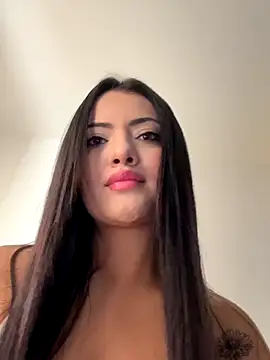 Lu090  online show from December 4, 3:57 pm