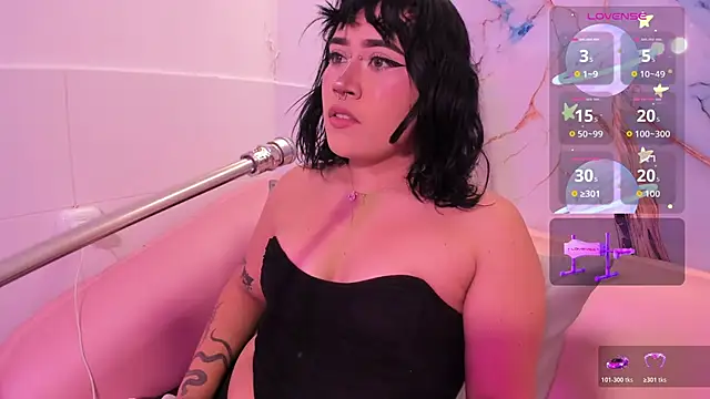 mia yeager online show from October 18, 11:28 pm