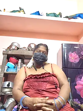 Snapshot of bakyasree143 chatting on October 18, 12:57 am bakyasree143 online show from October 18, 12:57 am