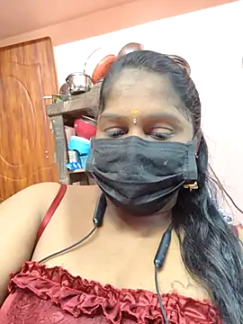 Snapshot of bakyasree143 chatting on October 2, 6:07 am bakyasree143 online show from October 2, 6:07 am