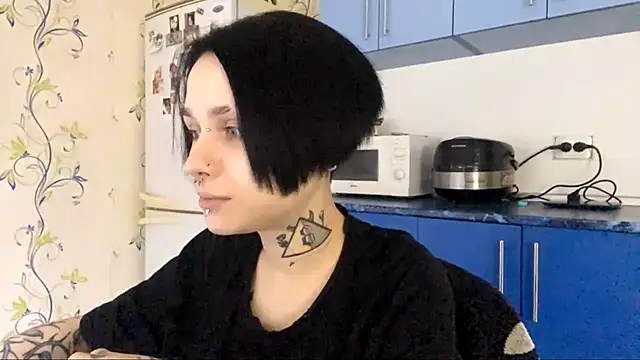 CandaceBlaze online show from September 30, 8:24 pm