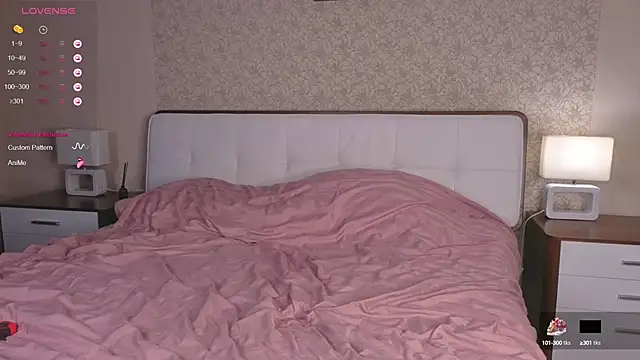 Snapshot of Brittney_Shaw chatting on October 8, 1:04 pm Brittney Shaw online show from October 8, 1:04 pm