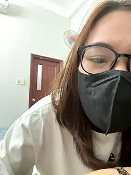 Zyzy009 online show from September 17, 3:32 pm
