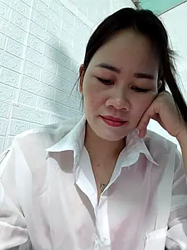 Singlemom69x online show from September 24, 3:38 am