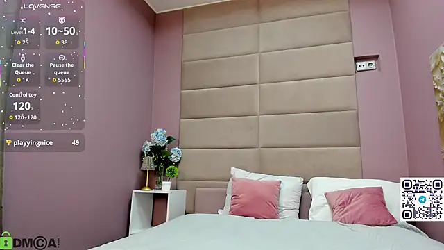 Adeline Perle online show from November 21, 1:51 am