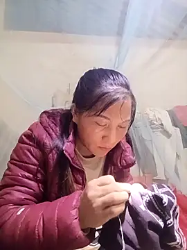 YAYAA-502 online show from November 24, 2:30 pm