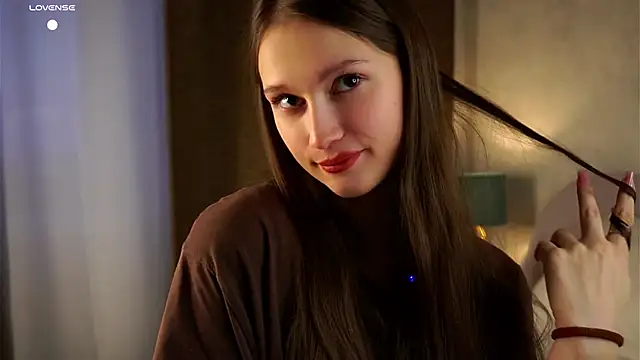 MelaniSeiver online show from October 31, 1:07 am