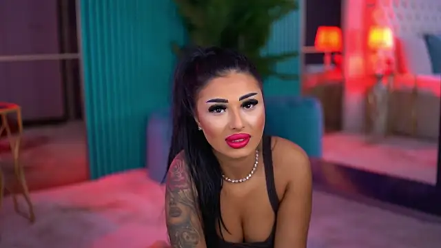 Snapshot of ArabellaPosh chatting on October 17, 5:21 am ArabellaPosh online show from October 17, 5:21 am