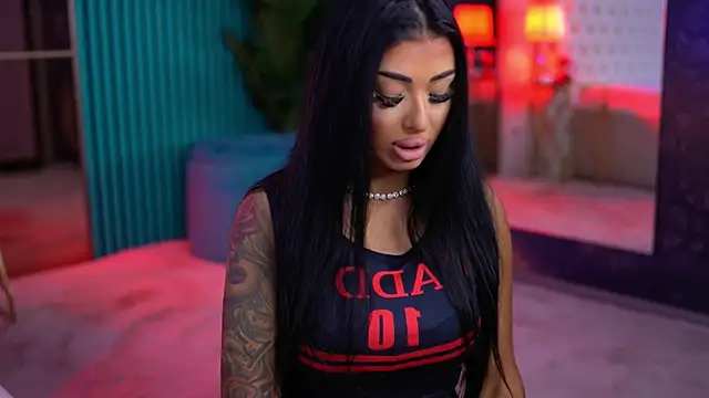 Snapshot of ArabellaPosh chatting on October 15, 5:10 am ArabellaPosh online show from October 15, 5:10 am