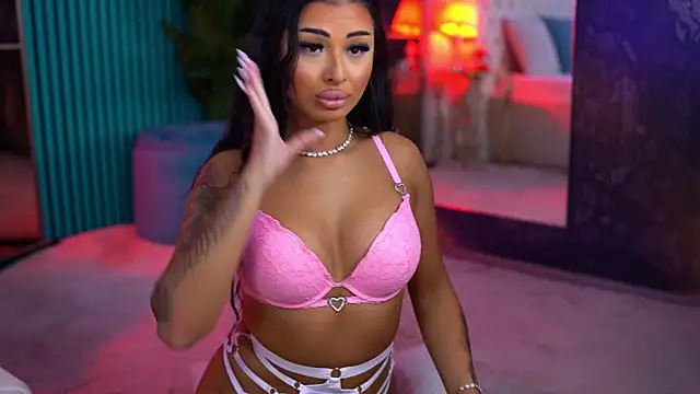 Snapshot of ArabellaPosh chatting on October 10, 5:34 am ArabellaPosh online show from October 10, 5:34 am