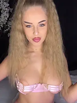 AubrieleRouj1 online show from December 4, 4:52 pm