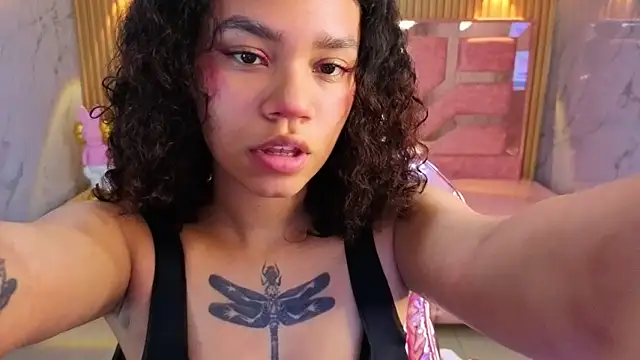 Snapshot of Canela_s1 chatting on October 25, 8:26 pm Canela s1 online show from October 25, 8:26 pm