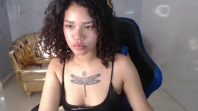 Snapshot of Canela_s1 chatting on September 25, 8:17 pm Canela s1 online show from September 25, 8:17 pm