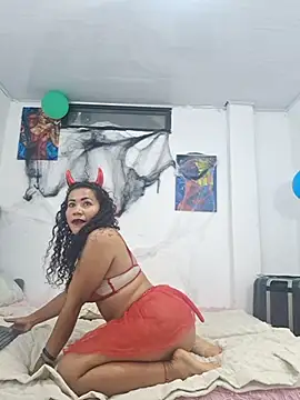 Snapshot of zoe_stp_latina chatting on November 1, 2:05 am zoe stp latina online show from November 1, 2:05 am