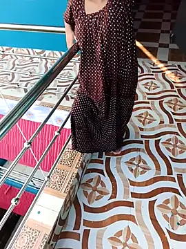 Aaradhya Sharma online show from October 16, 10:40 am