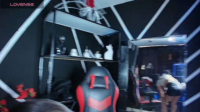 sany noa online show from October 4, 7:40 pm