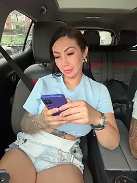 Snapshot of Sarahlove_90 chatting on September 24, 10:20 pm Sarahlove 90 online show from September 24, 10:20 pm