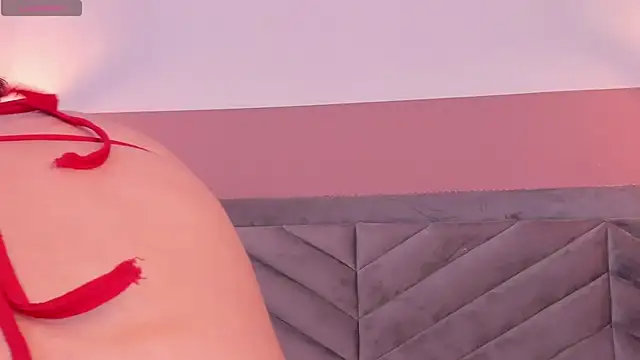 molly zanderbond  online show from October 28, 3:12 am