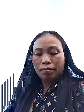 Snapshot of Ptmin005 chatting on October 2, 9:58 am Ptmin005 online show from October 2, 9:58 am