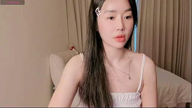 strawberry-ni online show from October 11, 9:58 am