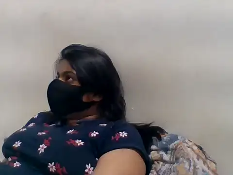 Vaani Singha online show from April 12, 4:43 pm