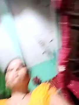 Snapshot of Sexy_queeny chatting on September 21, 5:00 pm Sexy queeny online show from September 21, 5:00 pm