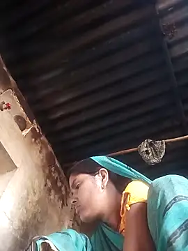 Snapshot of Sexy_queeny chatting on October 10, 2:27 am Sexy queeny online show from October 10, 2:27 am