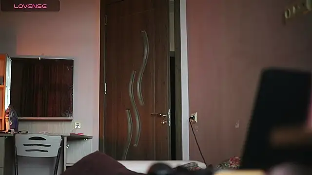 Liltightbabe online show from March 8, 1:48 pm