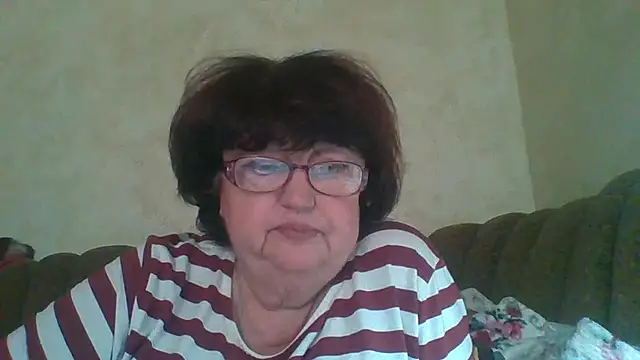 Snapshot of MilaSky5303 chatting on September 20, 2:37 pm MilaSky5303 online show from September 20, 2:37 pm