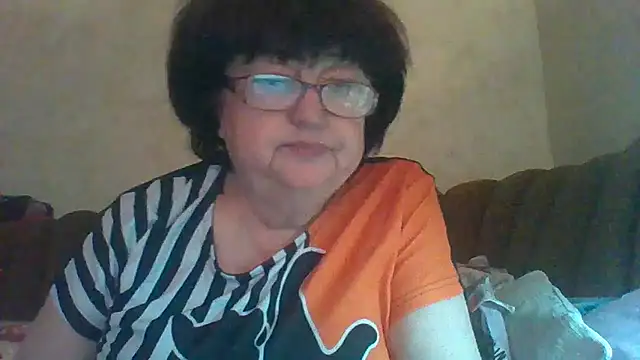 Snapshot of MilaSky5303 chatting on September 21, 3:10 pm MilaSky5303 online show from September 21, 3:10 pm