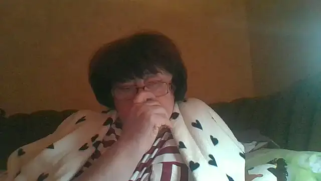 Snapshot of MilaSky5303 chatting on September 27, 6:15 pm MilaSky5303 online show from September 27, 6:15 pm